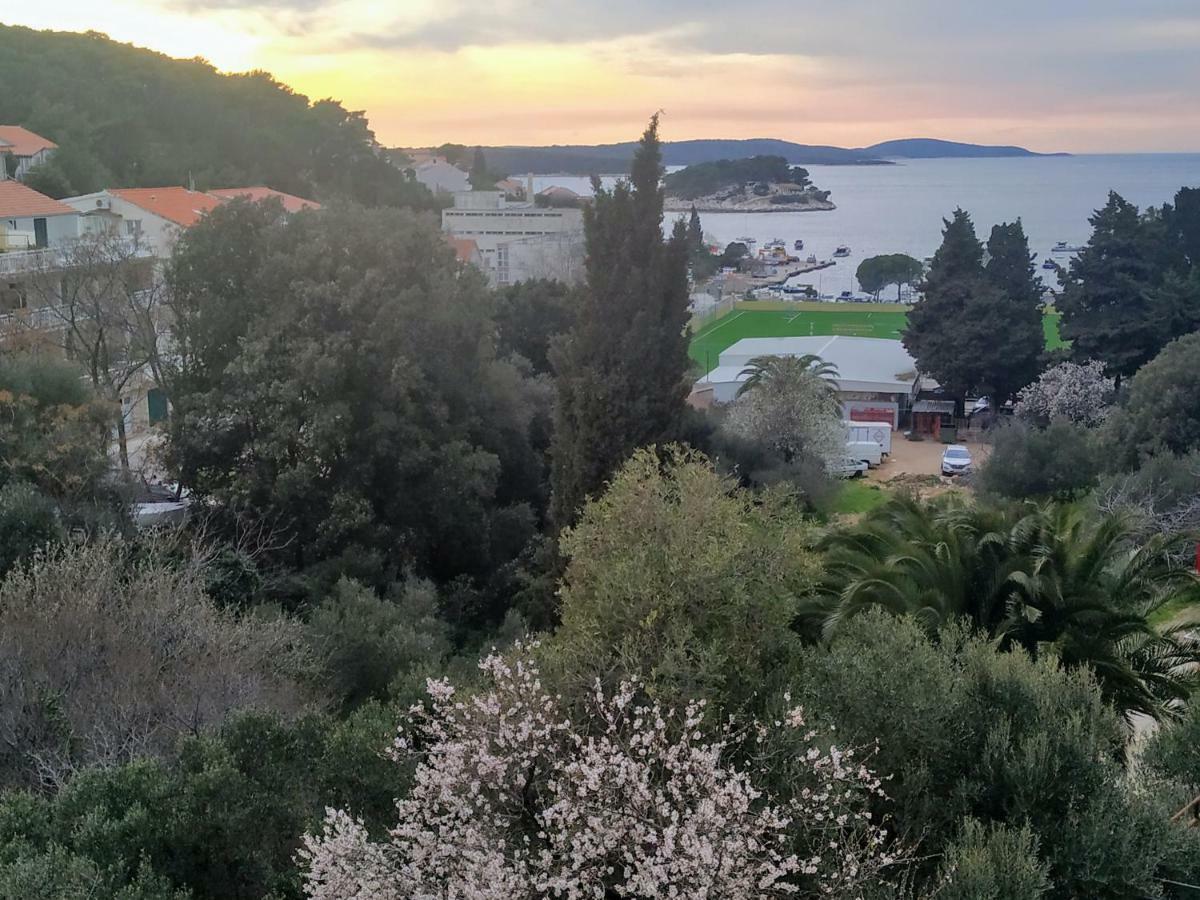 Sea You Apartment Hvar Town Bagian luar foto